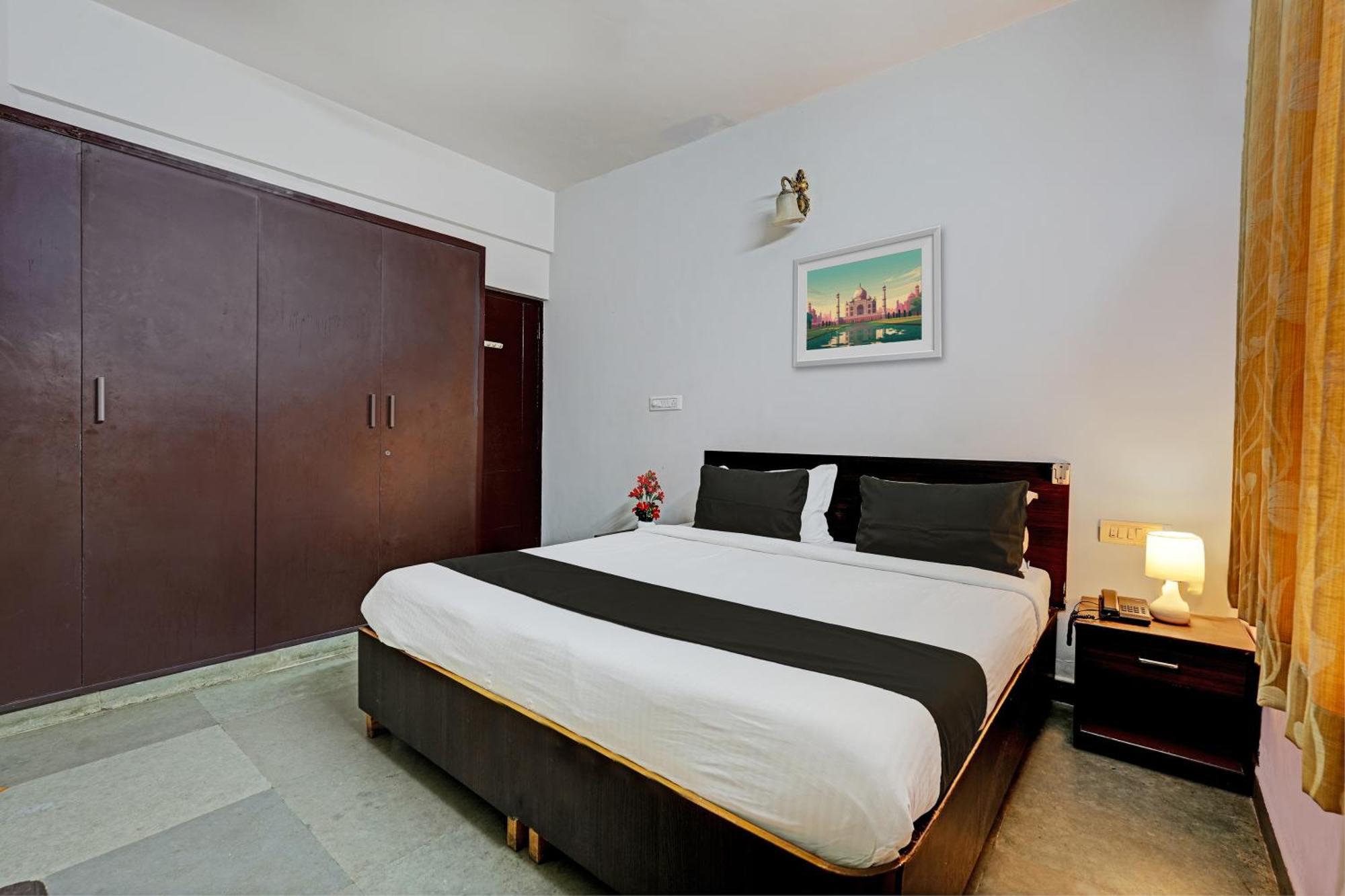Hotel O Skylark Service Apartment Bangalore Bagian luar foto